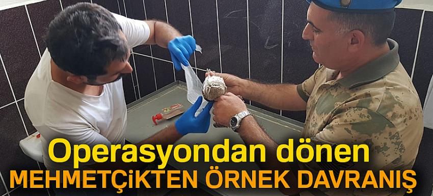 Operasyondan dönen Mehmetçikten örnek davranış