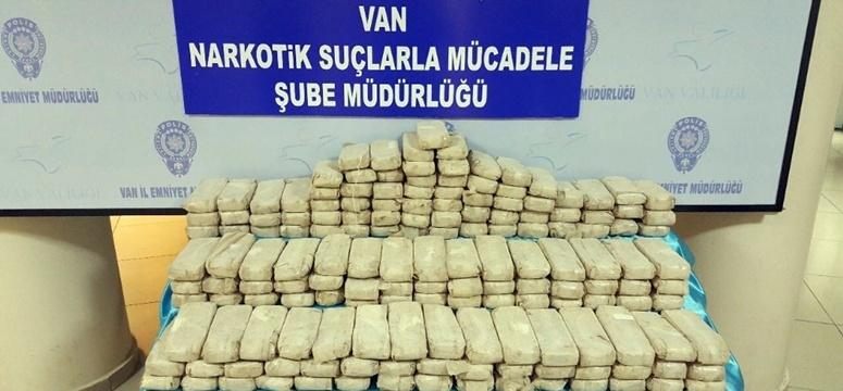 Zeyna zehir tacirlerine geçit vermiyor