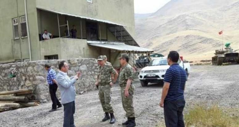 Çatak Kaymakamı Akgül
