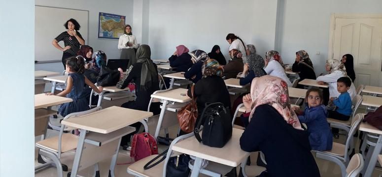 Gürpınarlı kadınlara sağlık semineri