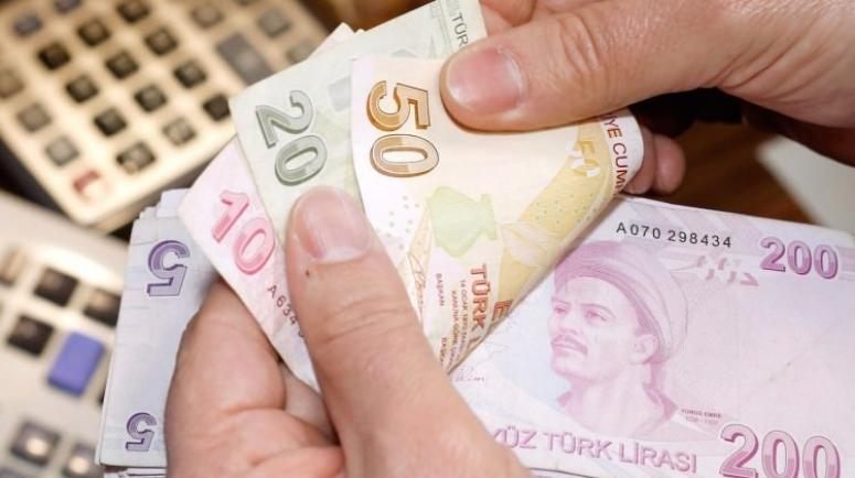 Memur ve emekliye bayram öncesi maaş müjdesi