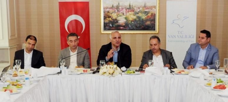 Vali Zorluoğlu çalışmaları basınla değerlendirdi
