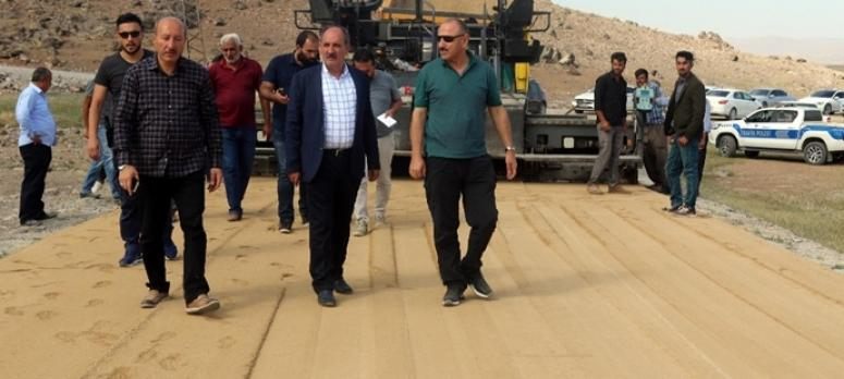 Büyükşehir, sınırın sıfır noktasında çalışıyor