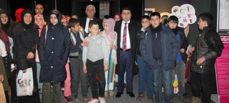 Öğrenciler ilk kez sinemayla buluştu