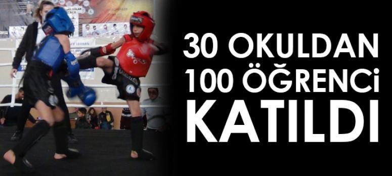 Muay Thai okul sporları Van il turnuvası Erciş
