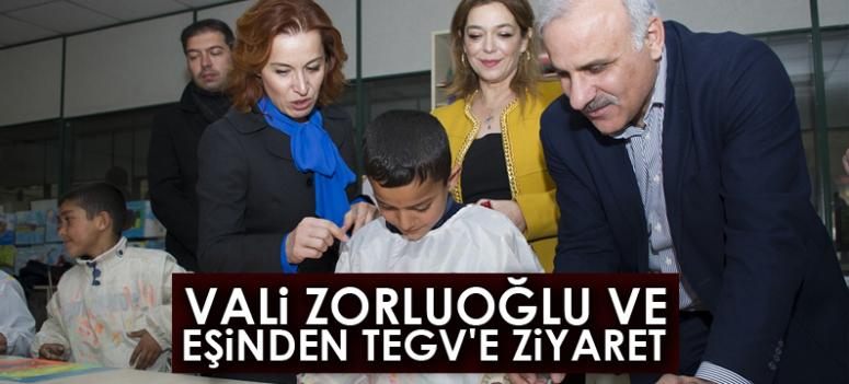 Vali Zorluoğlu ve eşinden TEGV