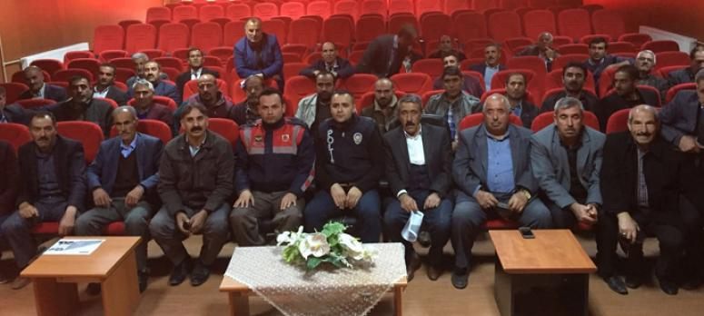 Jandarma, servis şoförlerine eğitim vermeye devam ediyor