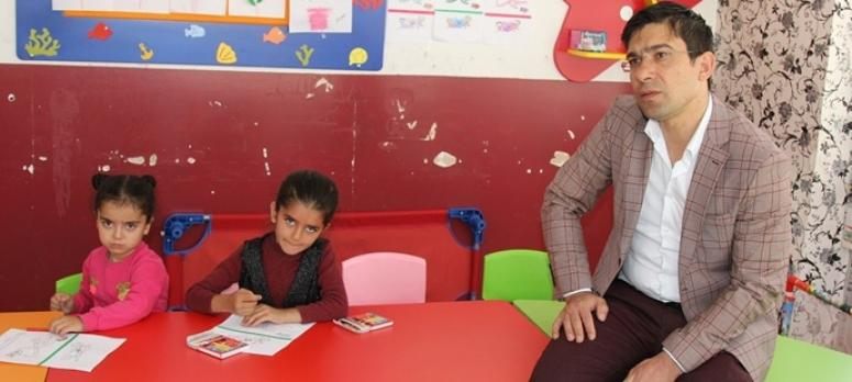  Başkale Belediyesinden 30 minik öğrenciye eğitim