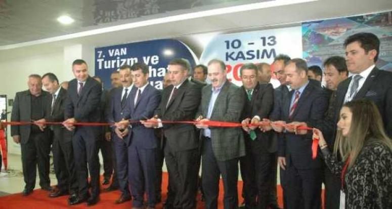 Van 7. Turizm ve Seyahat Fuarı kapılarını açtı