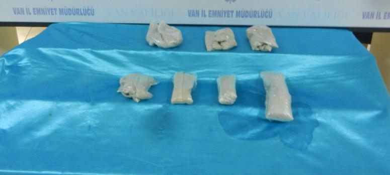 Havalimanında uyuşturucu operasyonu