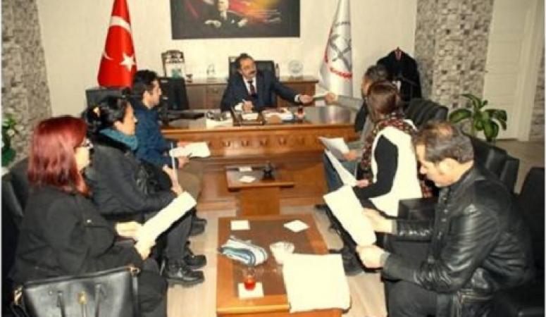 Sözleşmeli öğretmenlerin hizmet sözleşmeleri yenilendi