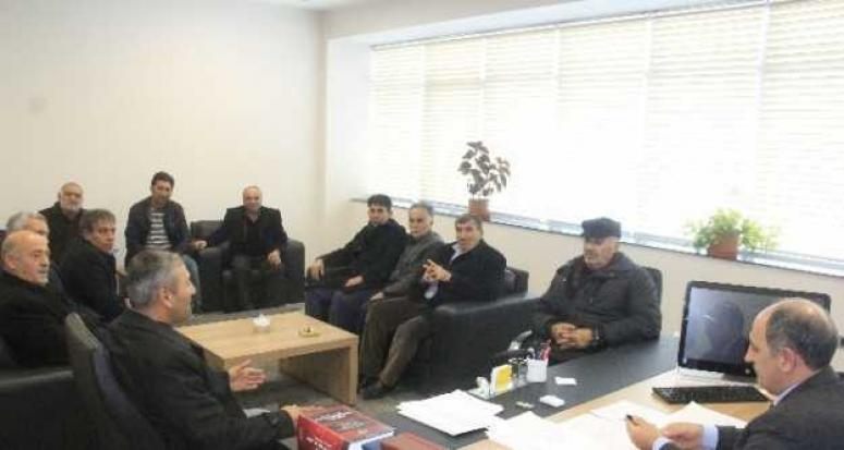 Muhtarlardan Van Büyükşehir Genel Sekreteri Yaşar