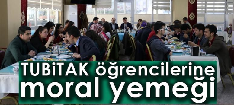 TUBİTAK öğrencilerine moral yemeği