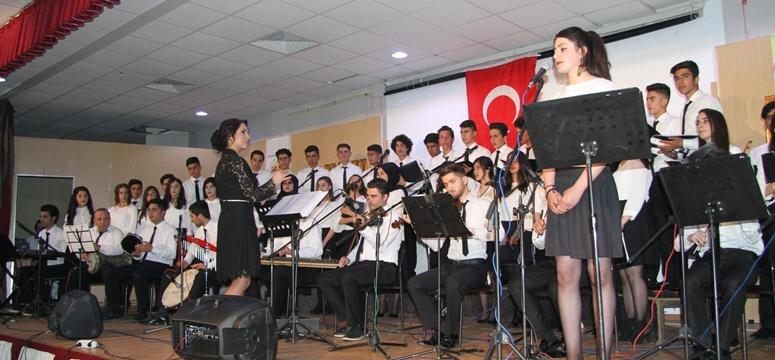  İpekyolu Belediyesinden müzik dinletisi