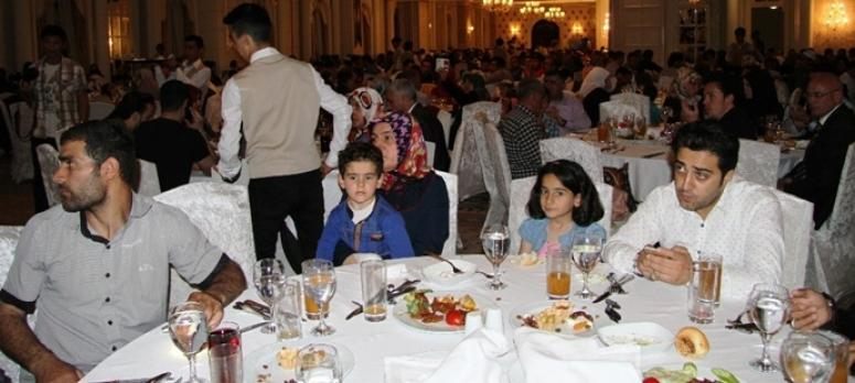 İpekyolu Belediyesinden engellilere iftar