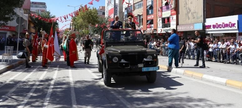 Van ve ilçelerinde 30 Ağustos Zafer Bayramı kutlamaları