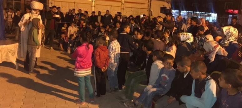 Saray ilçesinde Ramazan etkinliğine halktan yoğun ilgi